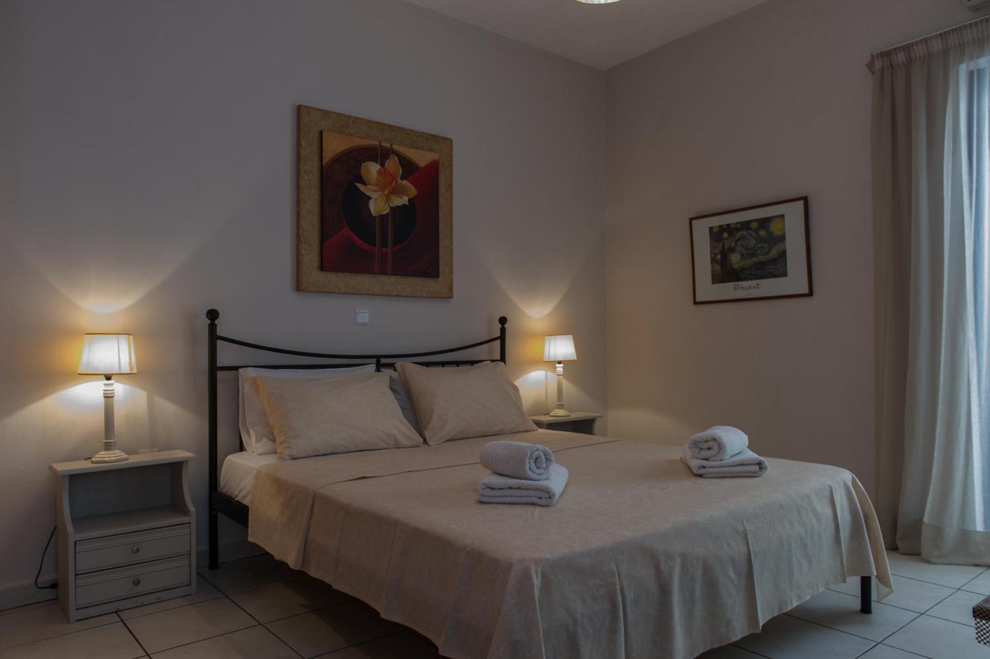 Kamari Blue Apartments Kalamata Dış mekan fotoğraf