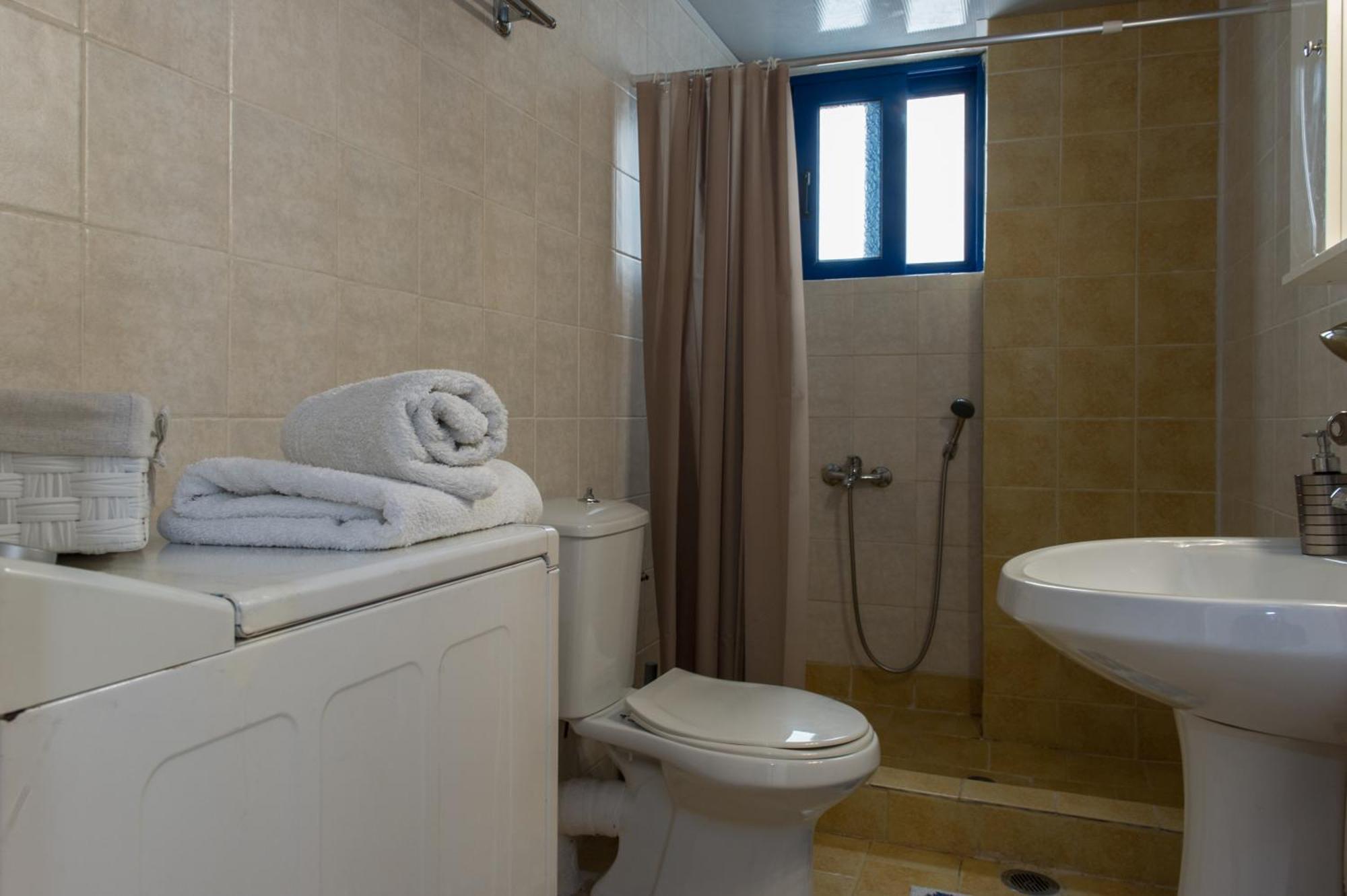 Kamari Blue Apartments Kalamata Dış mekan fotoğraf