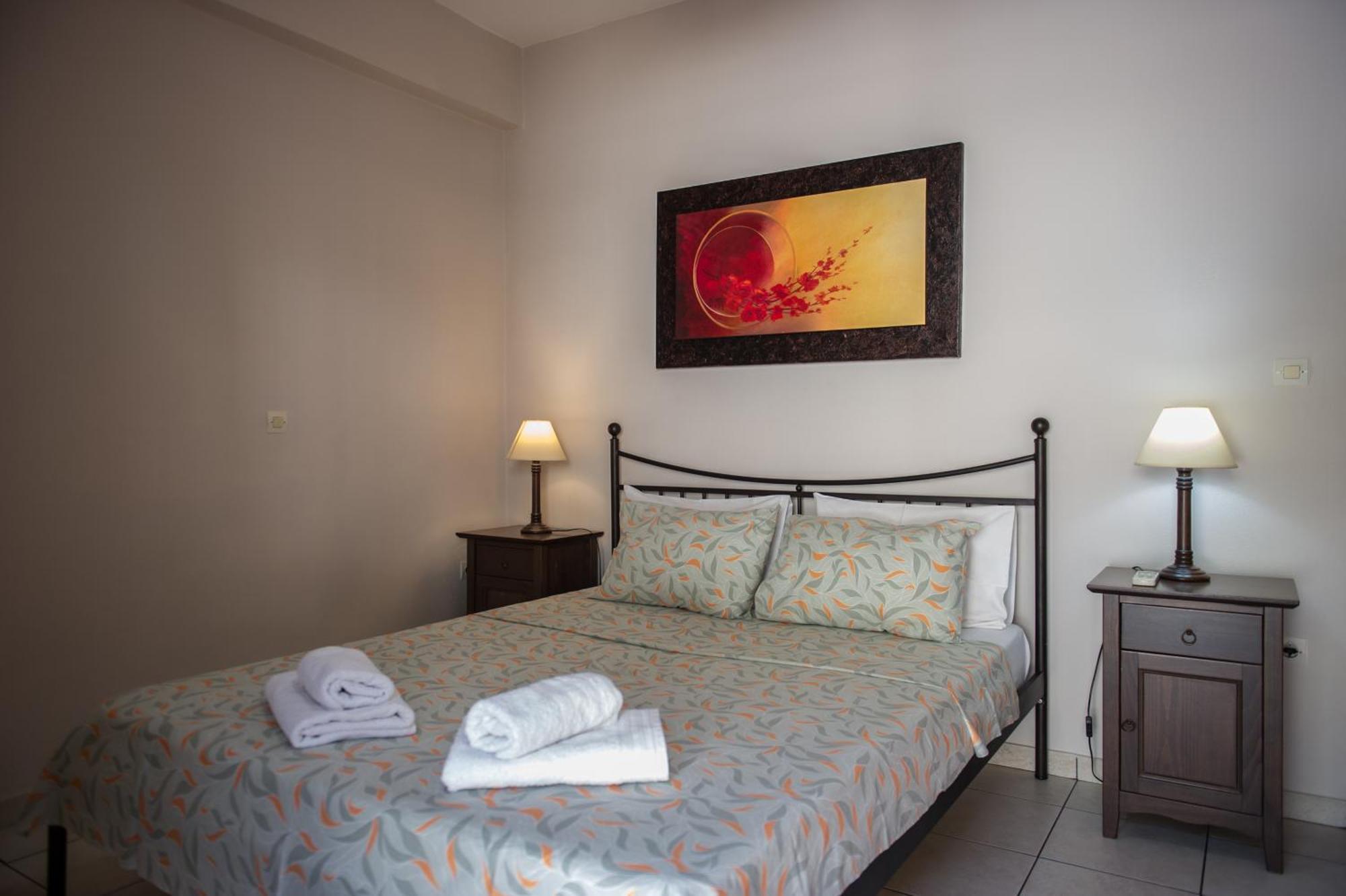 Kamari Blue Apartments Kalamata Dış mekan fotoğraf