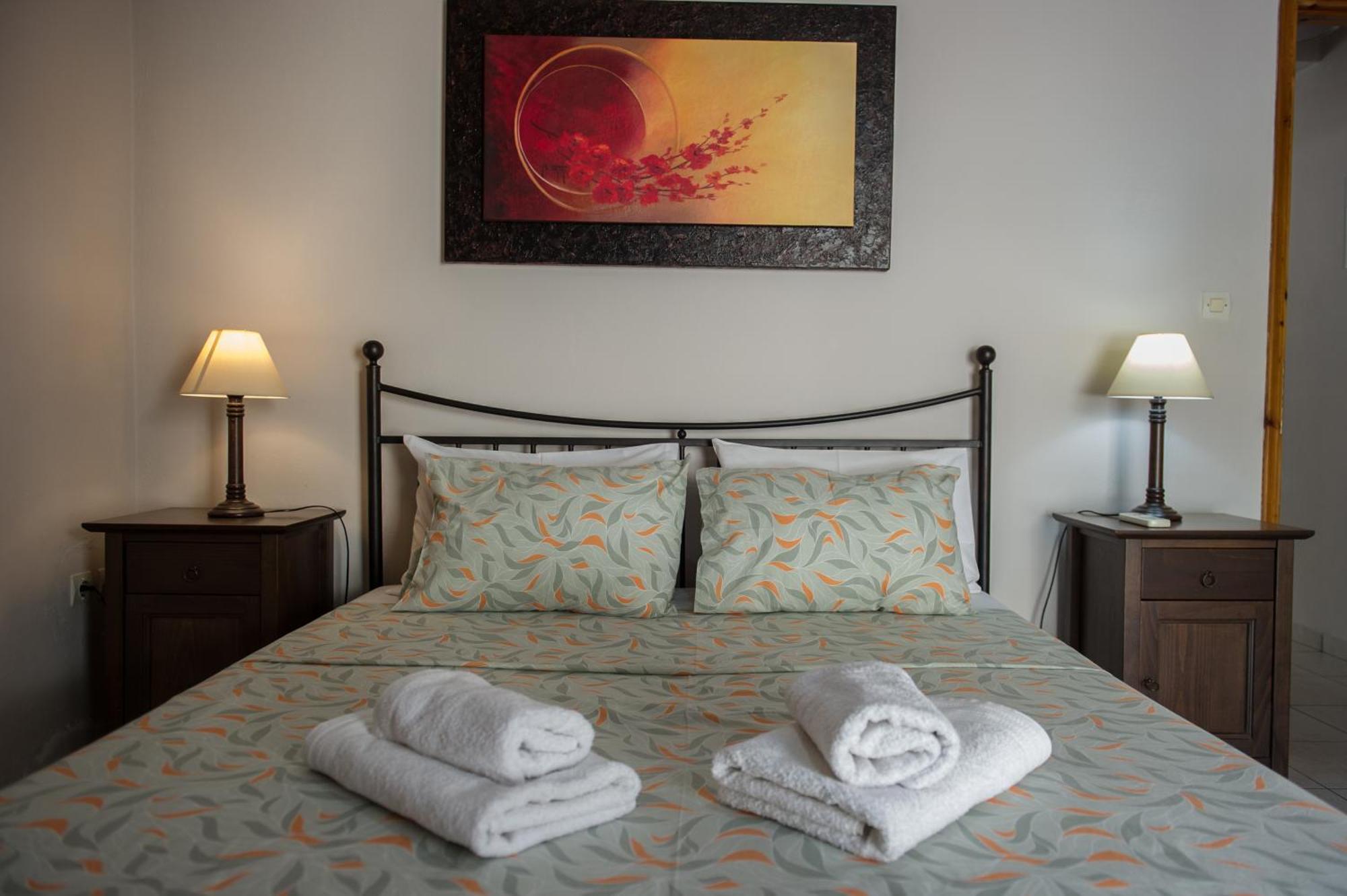 Kamari Blue Apartments Kalamata Dış mekan fotoğraf