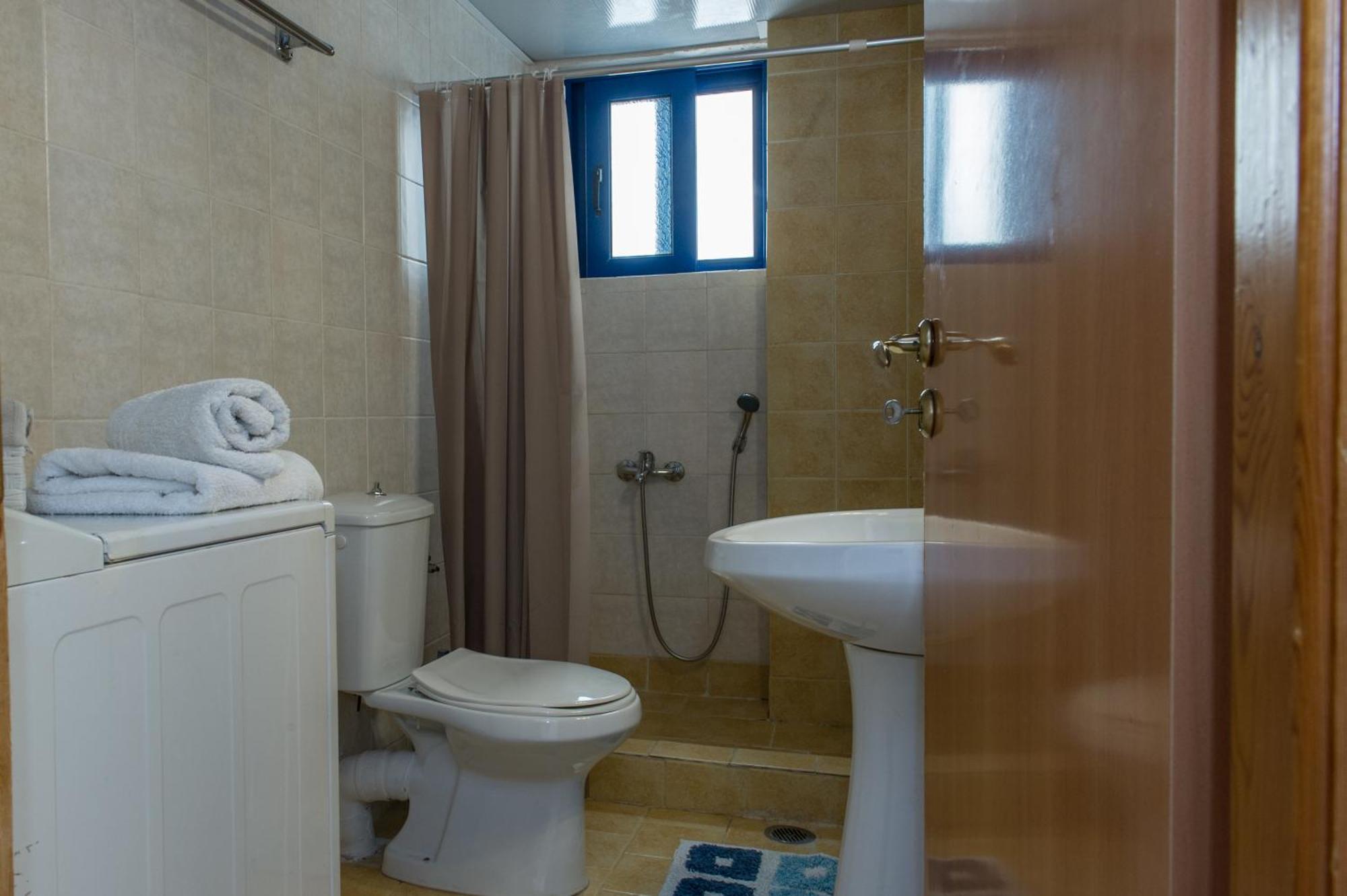 Kamari Blue Apartments Kalamata Dış mekan fotoğraf